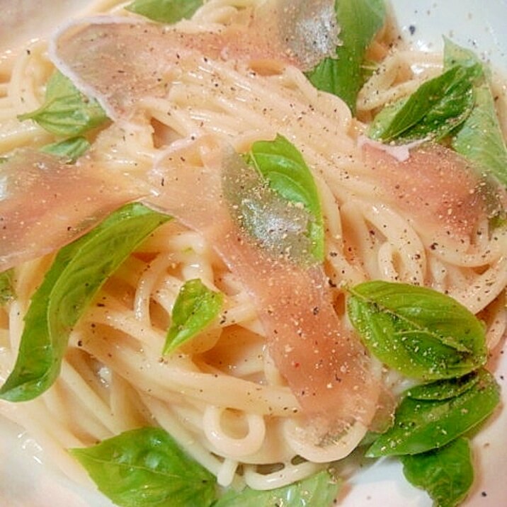 生ハムとバジルで見栄えアップなカルボナーラ レシピ 作り方 By Reing 楽天レシピ 生ハムとバジルで見栄えアップなカルボナーラ レシピ 作り方 By Reing 楽天レシピ